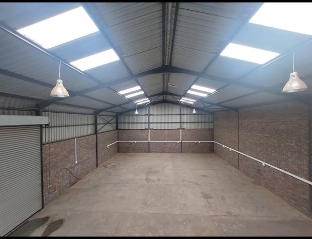 300M² FACTORY FOR SALE IN ANDERBOLT